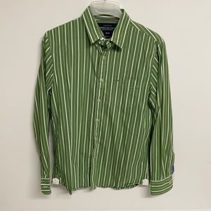 American Eagle Striped Vintage Fit Button Down Men’s Size Medium